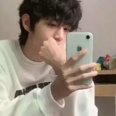 闻皎月